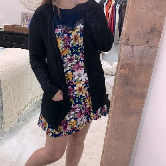 Time & Tru black knit sweater cardigan with pockets size small - Picture 2 of 5